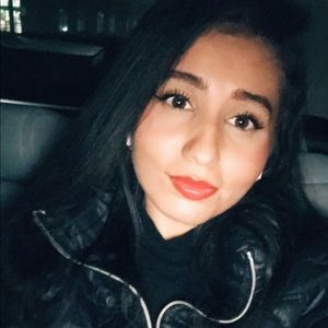 Meet your Posher, Luz